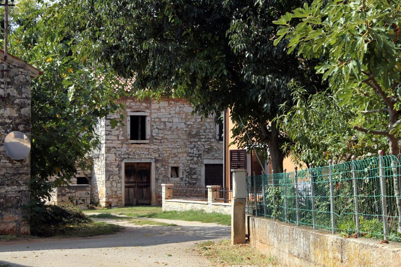 With A Parking Space Dolinci, - 7111 * Umag